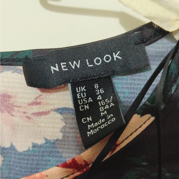 Blue and black coloured floral printed tops from luxury brand new look and shein - Picture 9 of 10